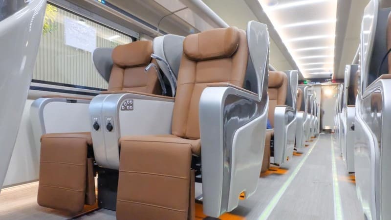 Gal-1 Kereta Sleeper Luxury